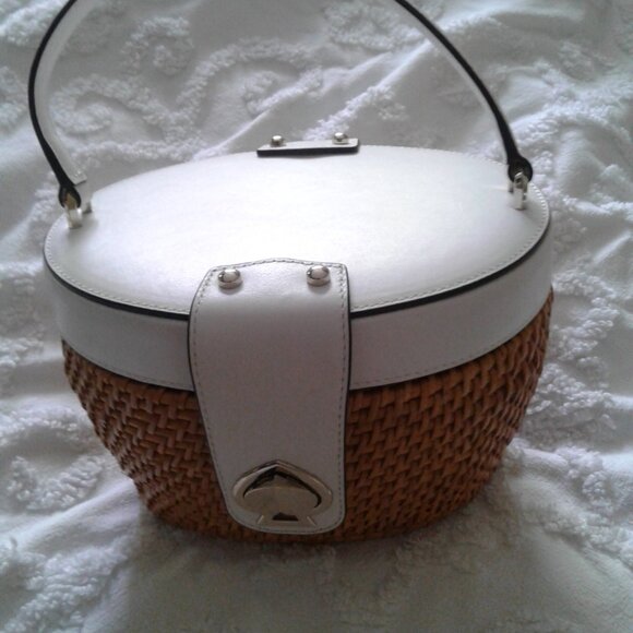 Limited edition Kate Spade unique purse new  not use - Picture 3 of 6